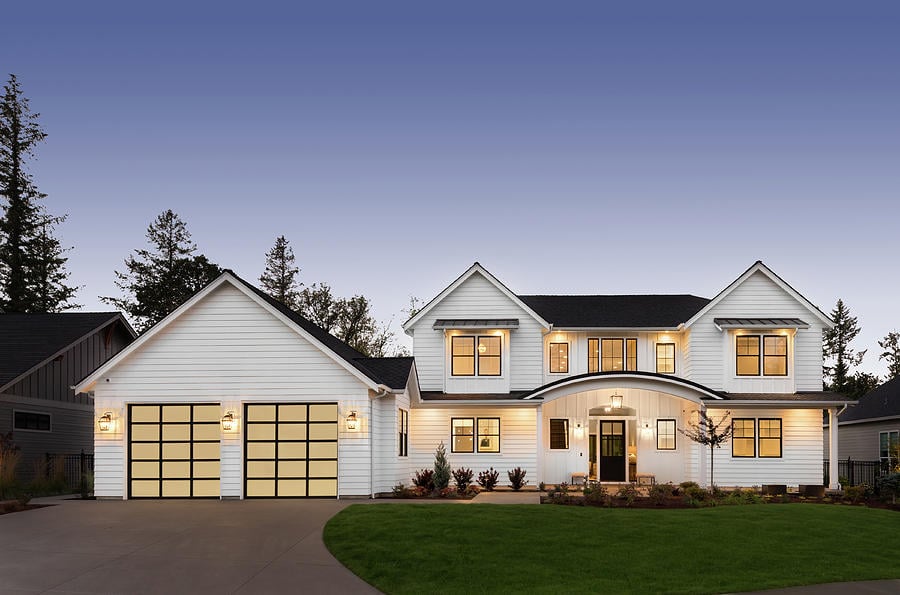 modern-farmhouse-style-luxury-home-exterior-Houston-Texas-Home-Designer Houston Builder